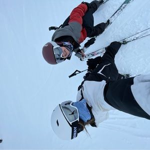 Meet your Posher, Ava